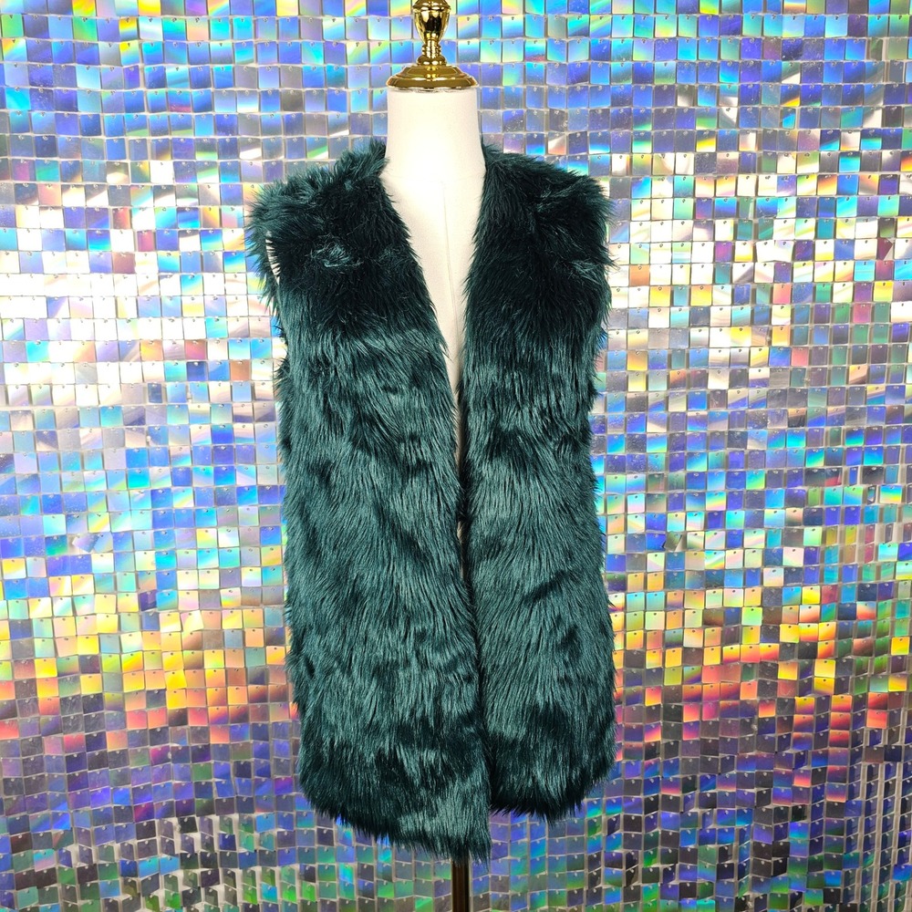 Forever 21 Faux Fur Vest Womens Small Green Excellent Shaggy Open Front Rave